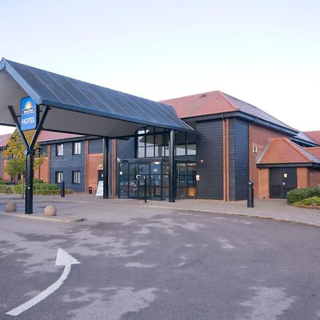 Days Inn Stevenage North Baldock Esterno foto