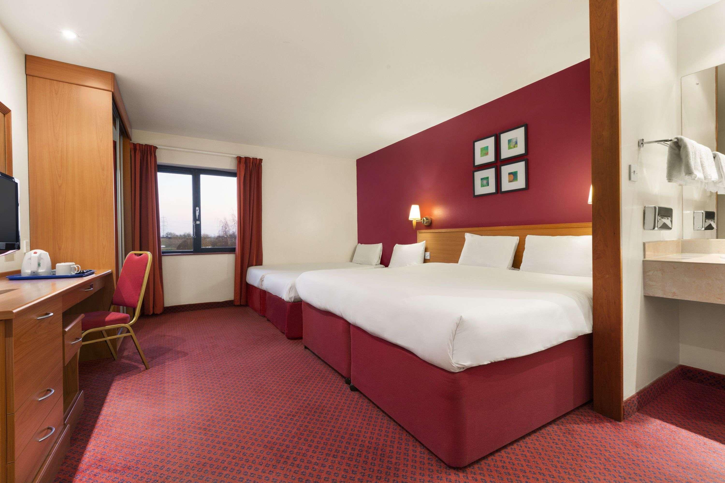 Days Inn Stevenage North Baldock Esterno foto