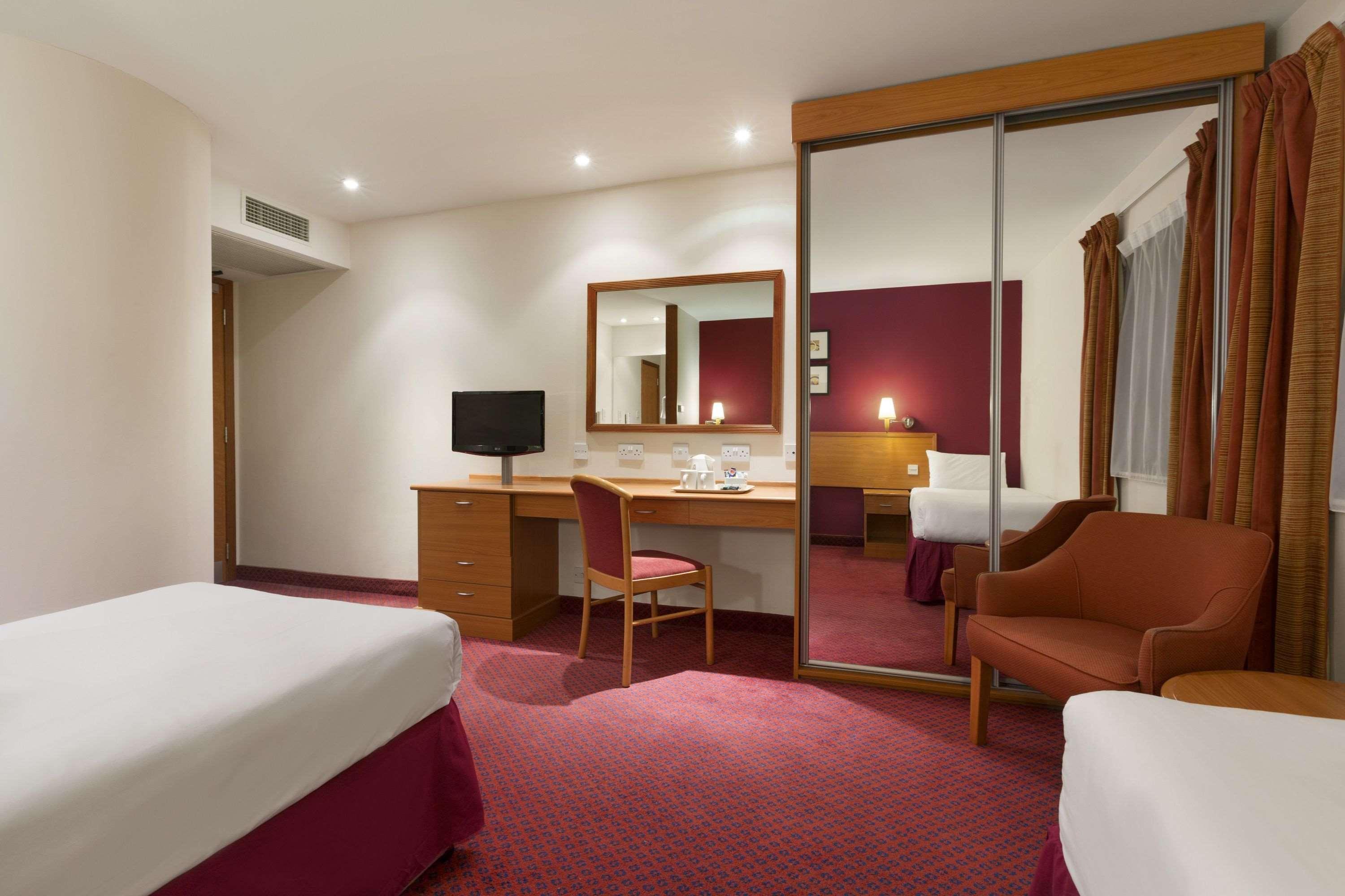 Days Inn Stevenage North Baldock Esterno foto