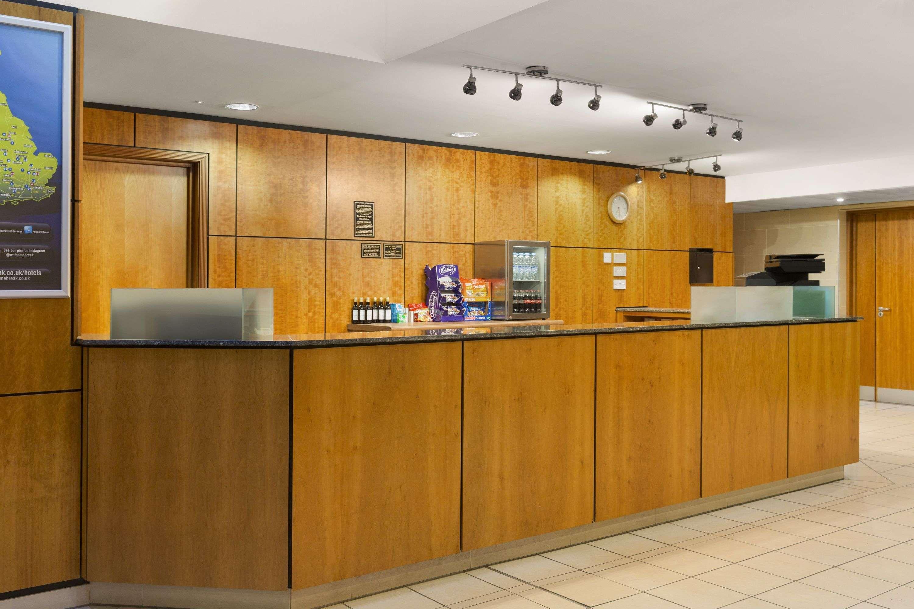 Days Inn Stevenage North Baldock Esterno foto