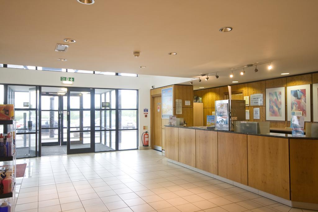 Days Inn Stevenage North Baldock Esterno foto